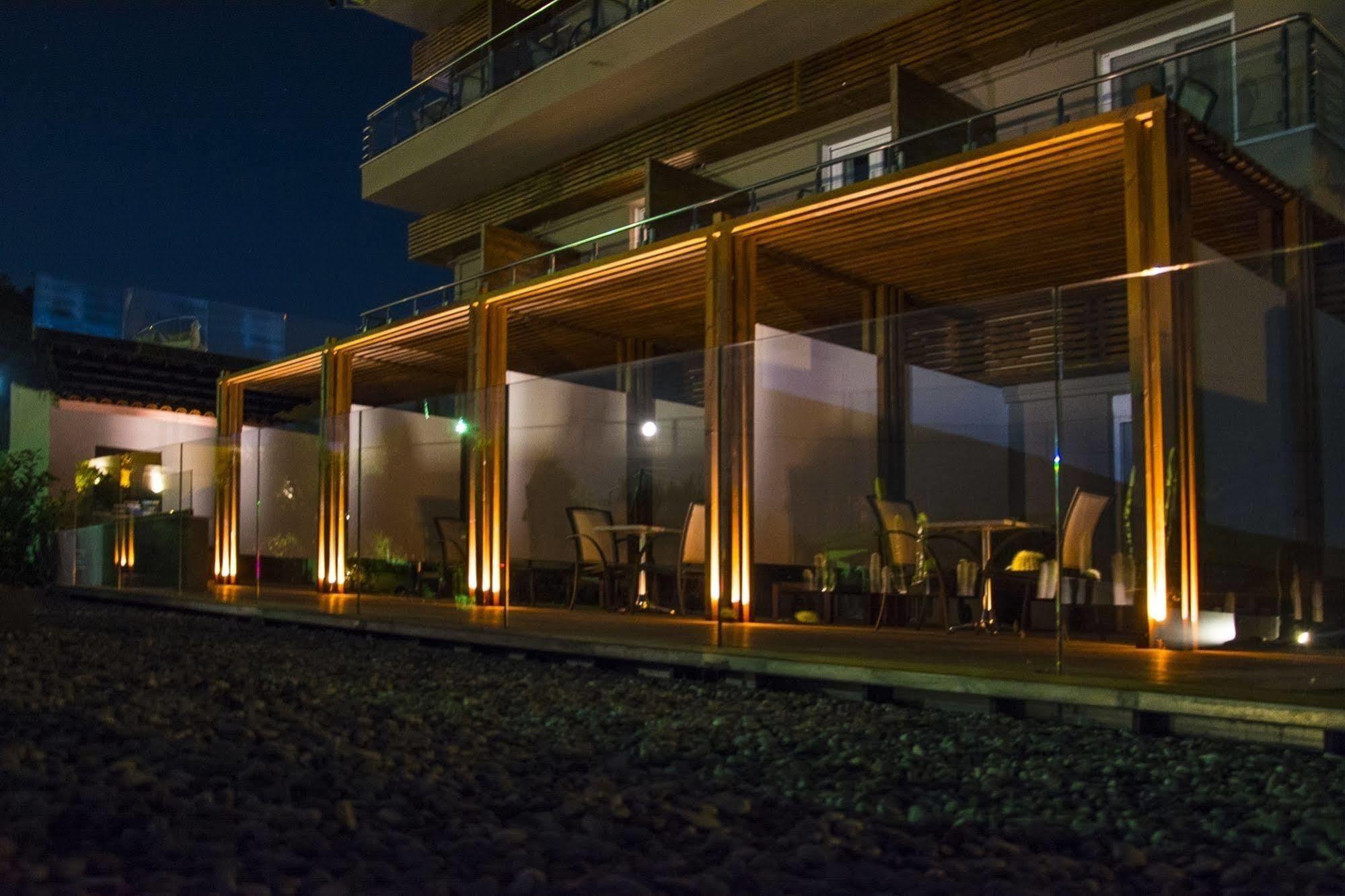 Ionian Eye Design Studios & Spa Meszongí Kültér fotó