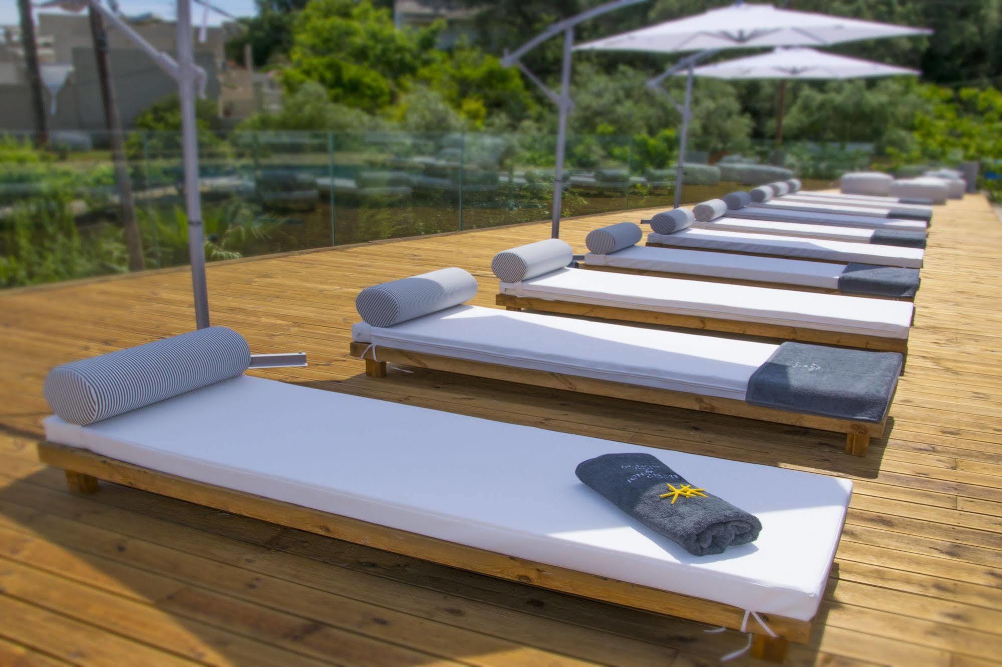 Ionian Eye Design Studios & Spa Meszongí Kültér fotó